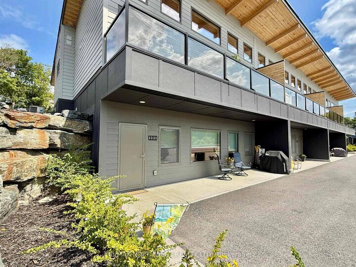 Property Photo: 561 Veterans Drive 101 ON P9N 2Z3