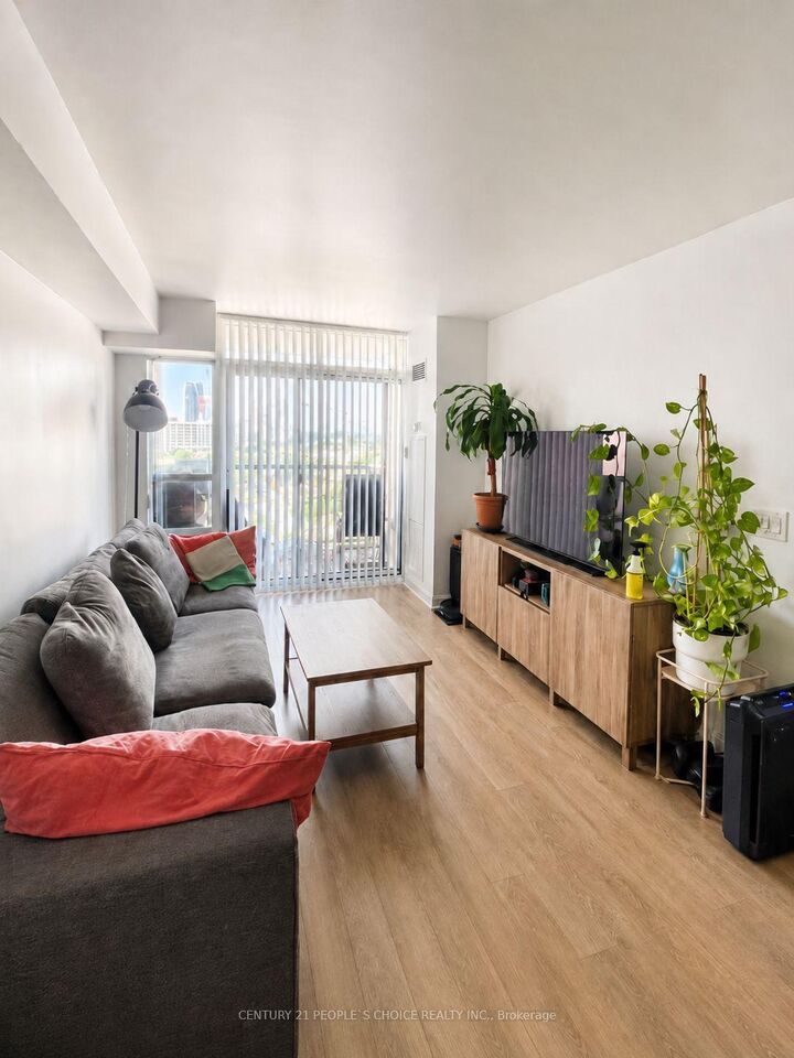 Property Photo: 1 Michael Power Place 809 ON M9A 0A1