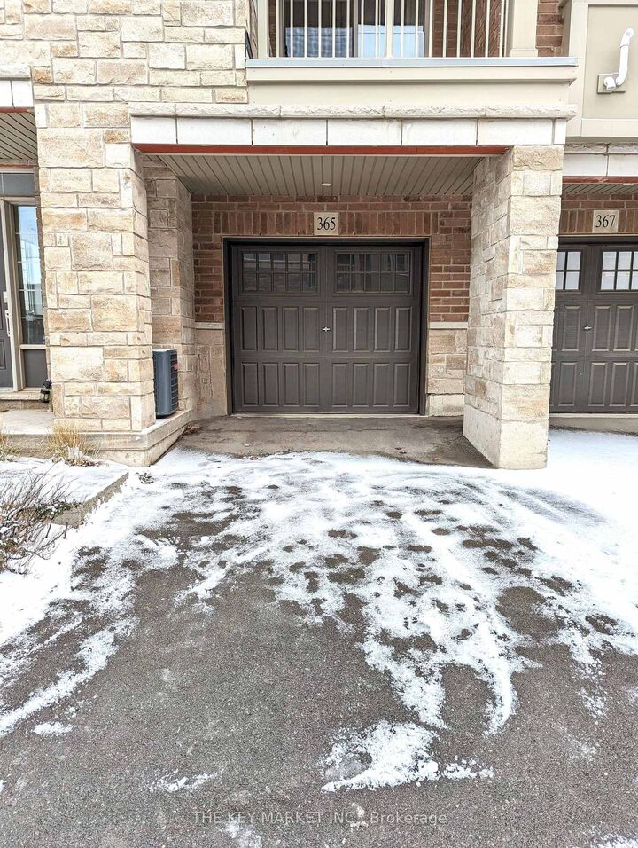 Property Photo:  365 Belcourt Common Street  ON L6H 0R1 