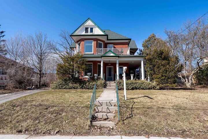 Property Photo: 114 Frances Street ON N5C 2H3