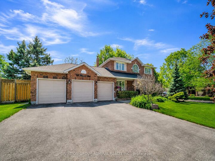 48 Maple Way — photo 1