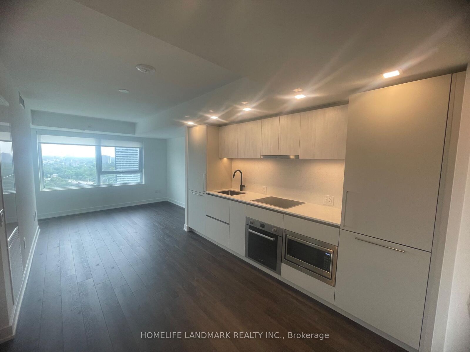 Property Photo:  609 Sherbourne Street 2008  ON M4X 0A4 