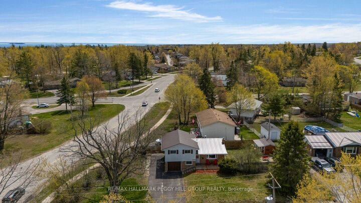 Property Photo: 423 Mary Street ON L3V 3G5