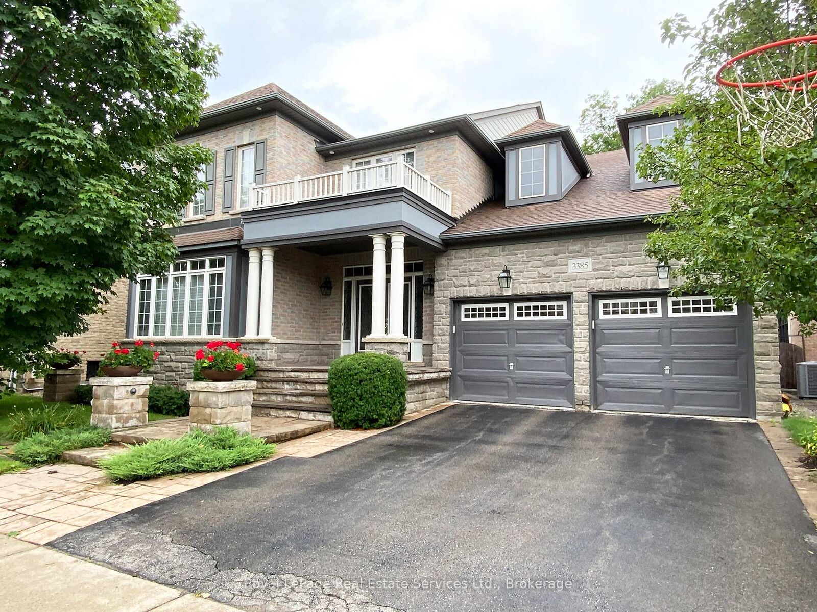 Property Photo:  3385 Liptay Avenue  ON L6M 0M8 