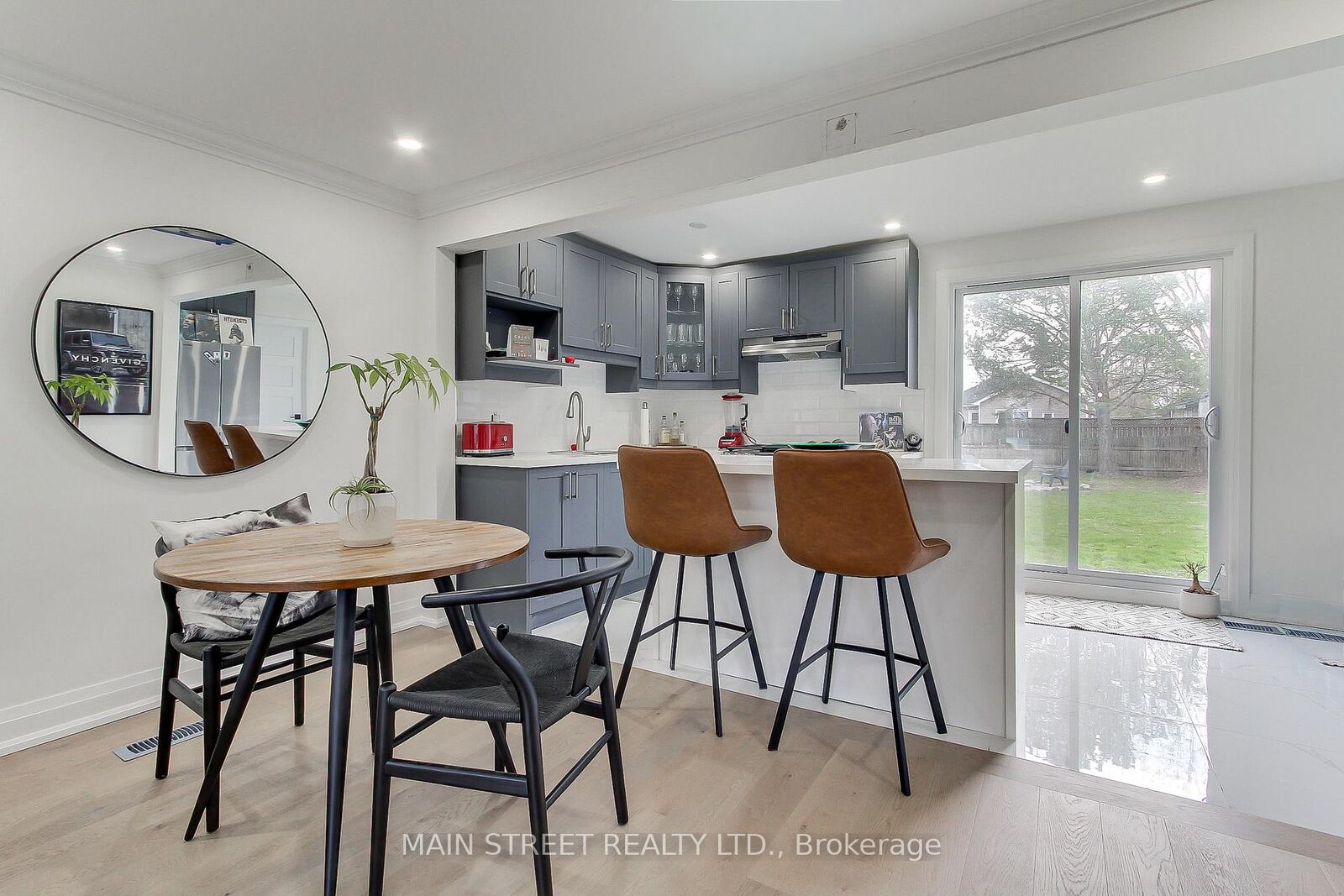 Property Photo:  127 Woodfield Drive N  ON L0E 1N0 