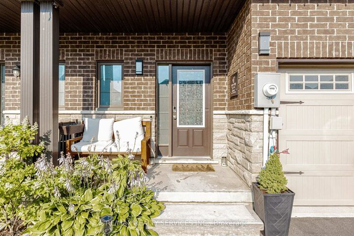 Property Photo:  1561 Dunkirk Avenue  ON N4T 0L1 