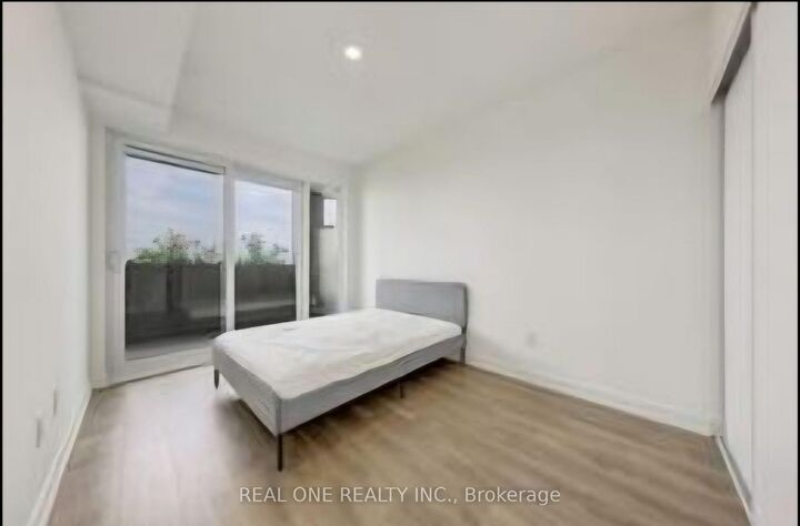 Property Photo:  1100 Sheppard W Avenue 1012  ON M3K 0E5 