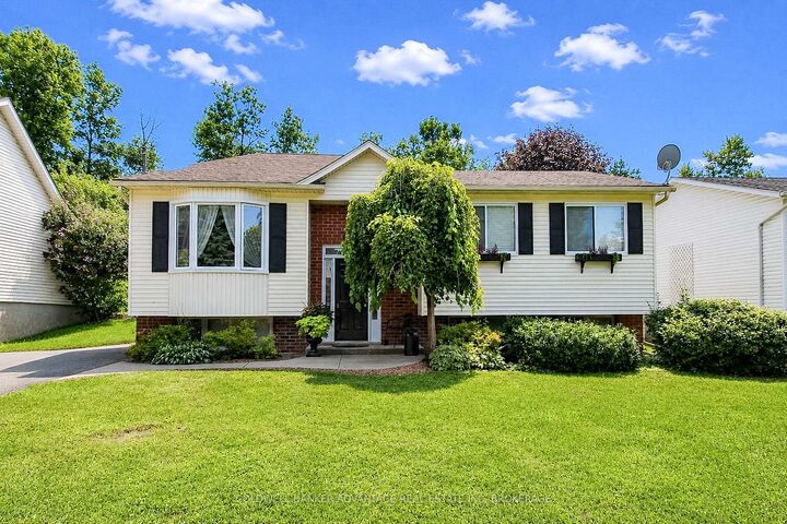 Property Photo:  3373 Grove Avenue N  ON L0S 1N0 