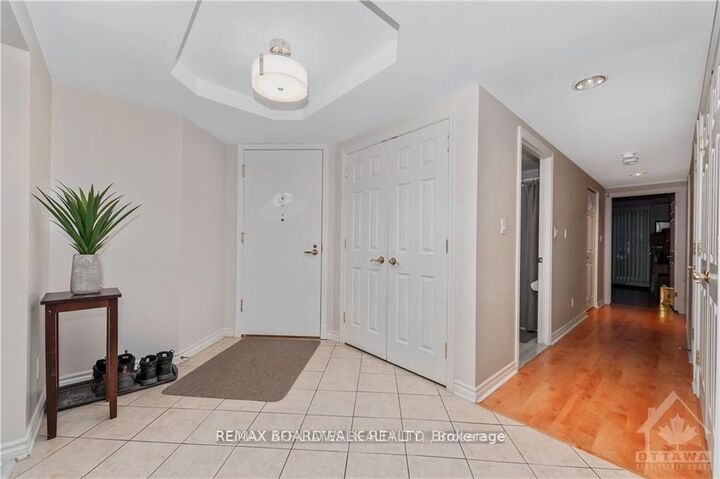 Property Photo: 121 Robson Court 1C ON K2K 2W1
