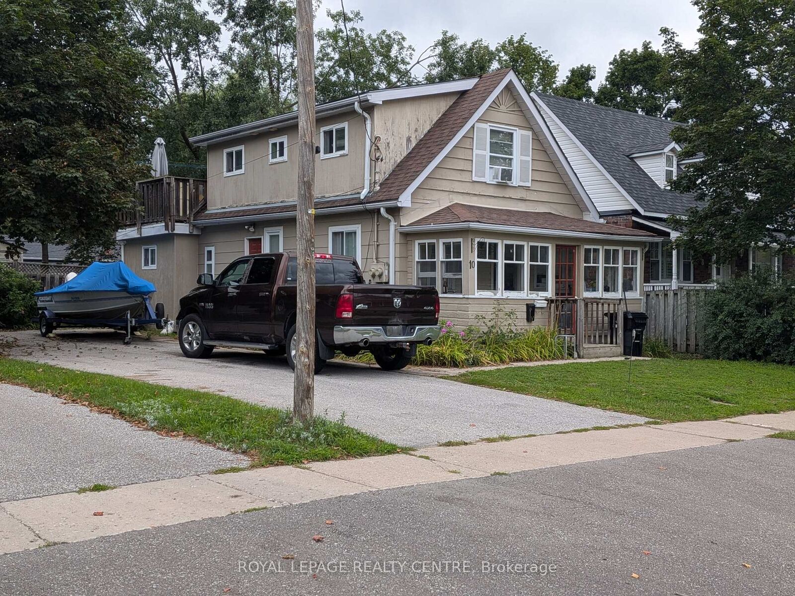 Property Photo:  10 Dufferin Street Upper  ON L4N 2J7 