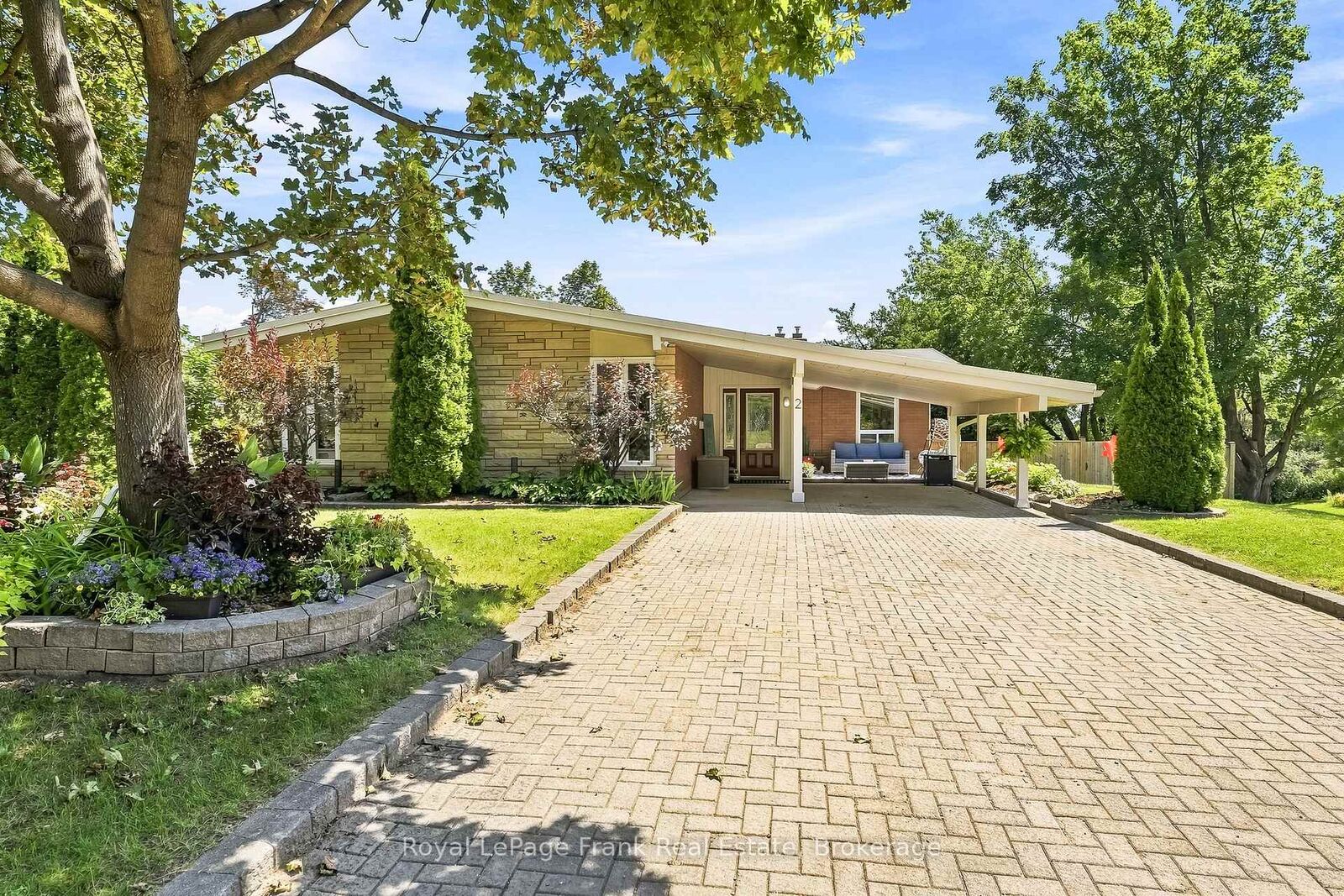 Property Photo: 2 Crestwood Avenue ON K9J 1M8