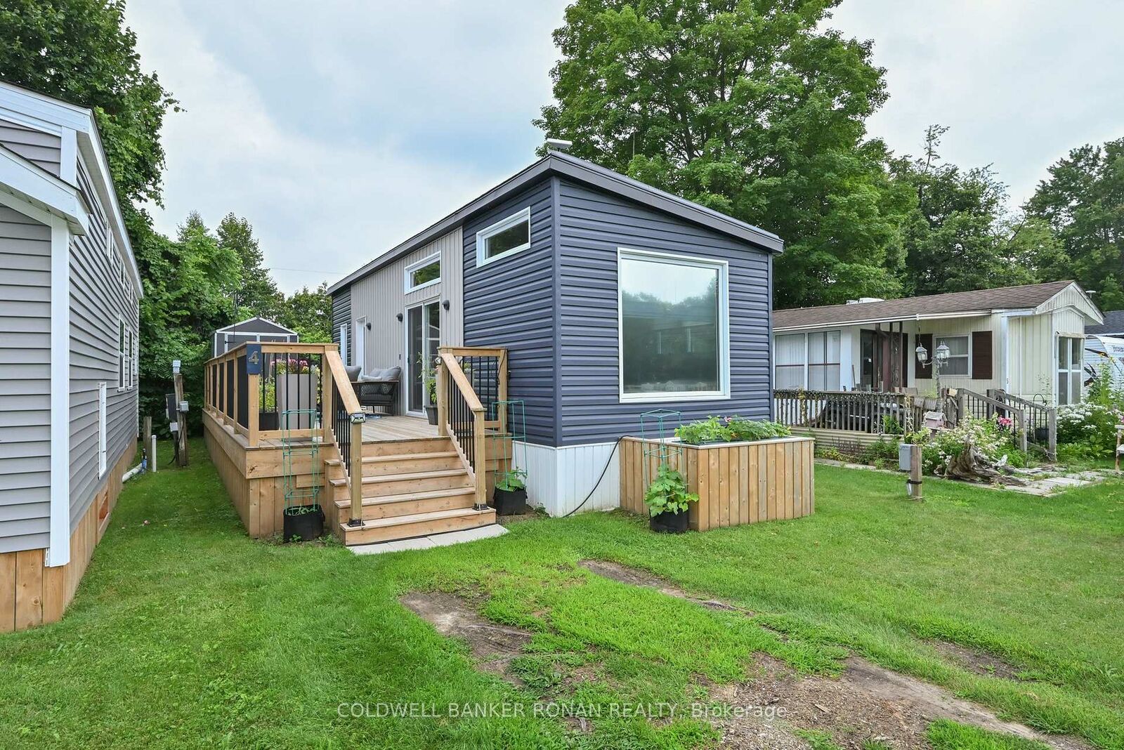 Property Photo:  285 Cryderman Side Road 4  ON L0E 1R0 