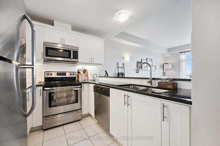 2 Colonial Drive 403 — photo 1
