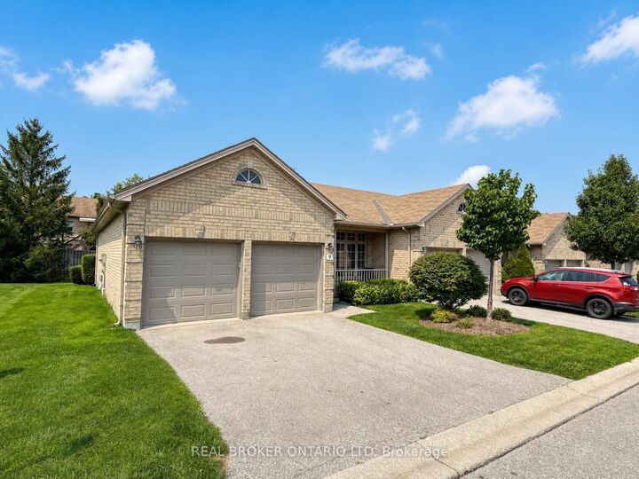 Photo de la propriété: 7 Cadeau Terrace 9 ON N6K 4S8