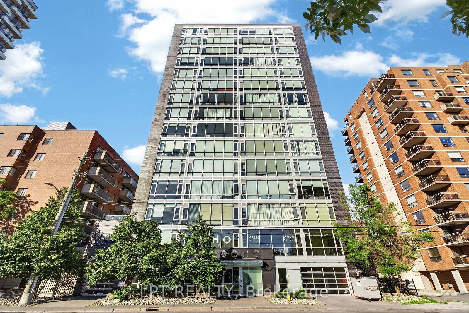 Property Photo:  201 Parkdale Avenue 1004  ON K1Y 1E8 