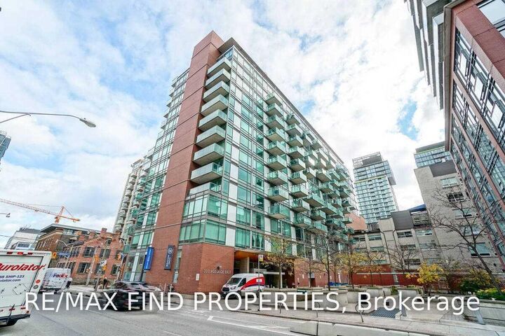 Property Photo:  333 Adelaide Street E 1025  ON M5A 1N3 