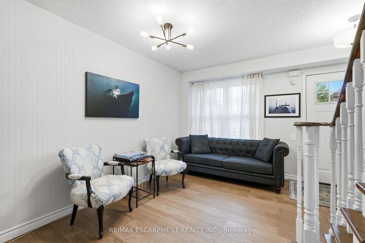 141 Cleghorn Drive — photo 1