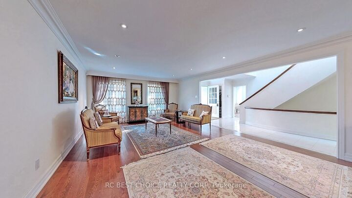 Property Photo: 76 Rockford Road ON M2R 3A7