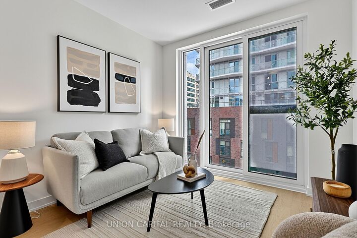 Photo de la propriété: 252 Church Street 507 ON M5B 0E6
