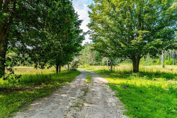 Property Photo: 5494 Vasey Road ON L0K 2E0