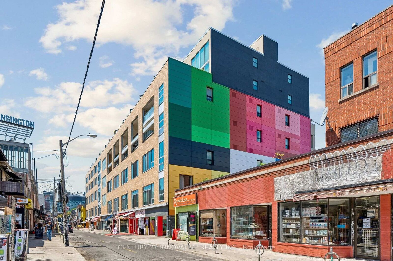 Property Photo:  160 Baldwin St Street 420  ON M5T 3K7 