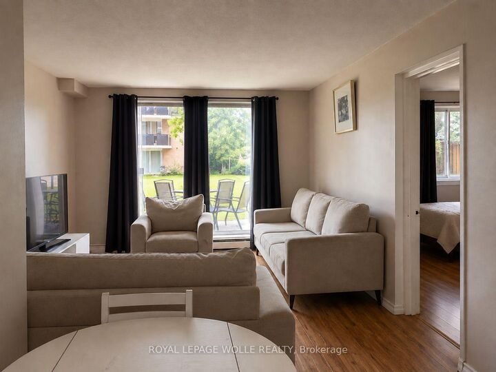 Property Photo:  633 Barber Avenue N 7  ON N4W 1S4 