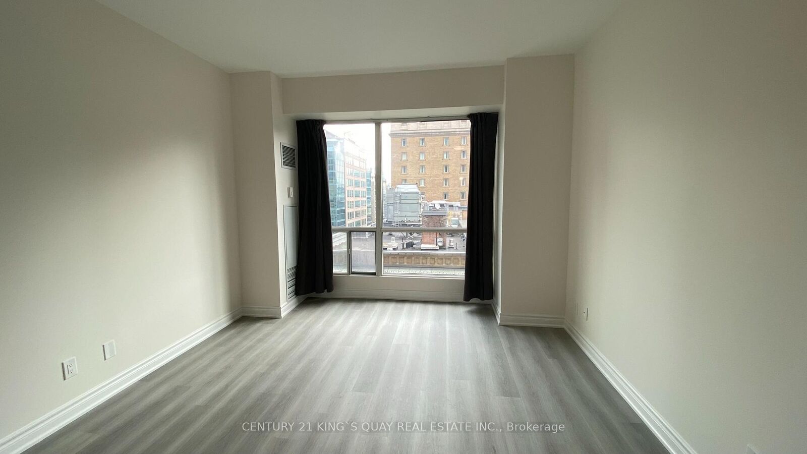 Property Photo:  7 King Street E 1214  ON M5C 3C5 