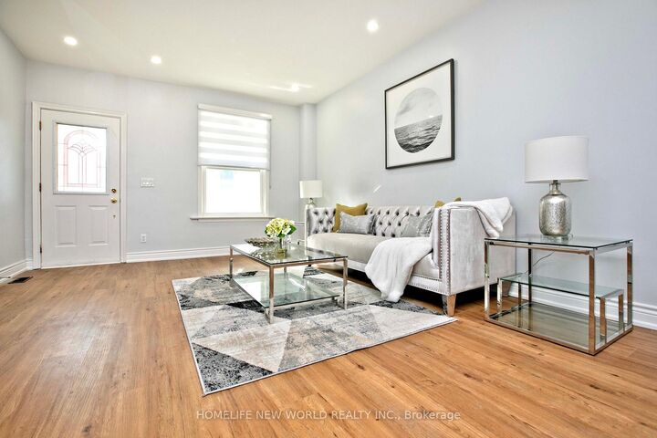 Property Photo:  19 Britannia Avenue  ON M6N 3T6 