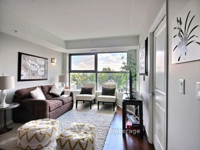 Property Photo:  1291 Gordon Street 425  ON N1L 0M5 