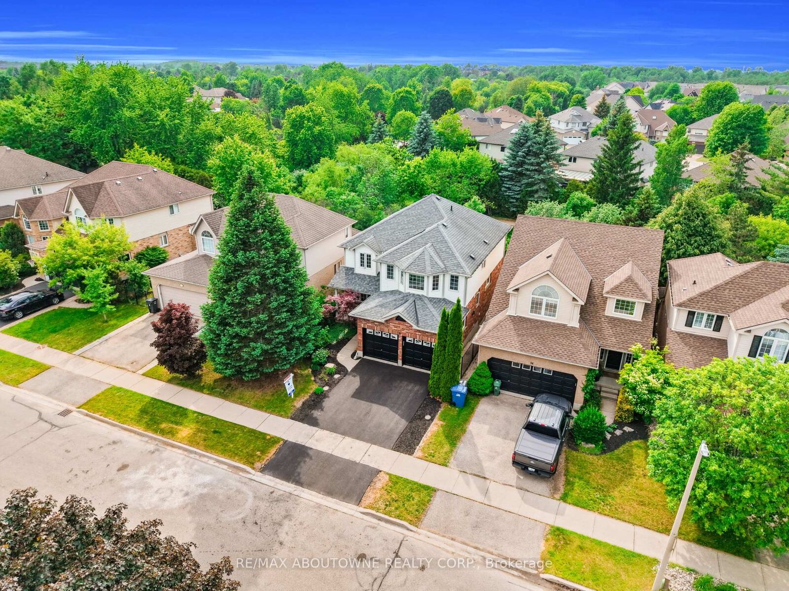 Property Photo: 32 Jenson Boulevard ON N1L 1L1