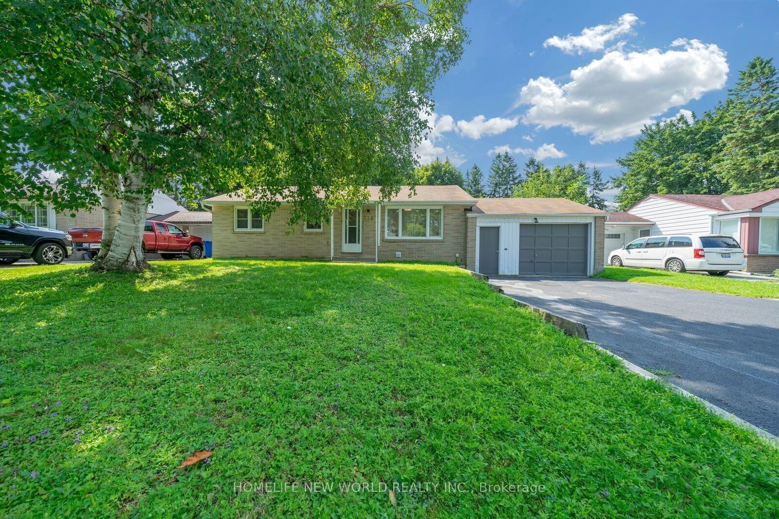Property Photo: 736 Grace Street ON L3Y 2L3