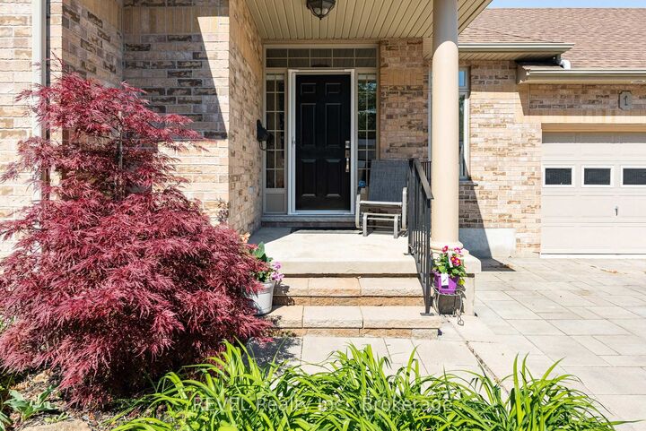 Property Photo:  139 Glendale Avenue 1  ON L2T 2K2 