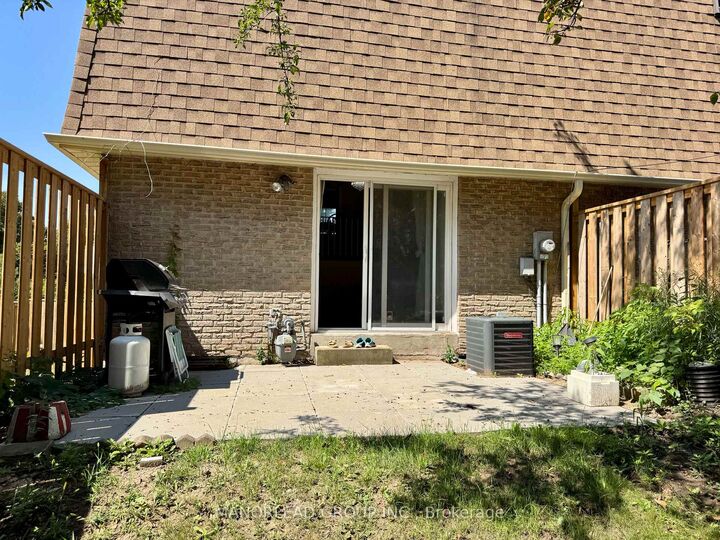 Property Photo: 121 L'Amoreaux Drive 31 ON M1W 2J9