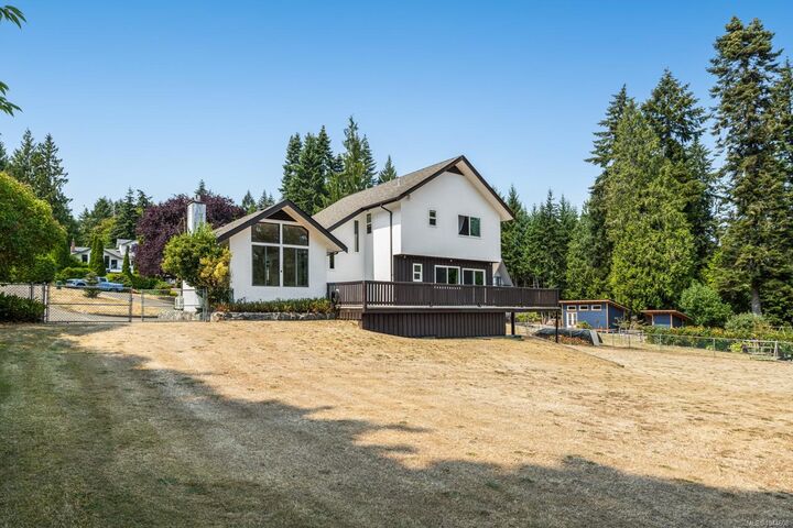 Property Photo:  3883 Red Baron Rd  BC V0R 1L0 