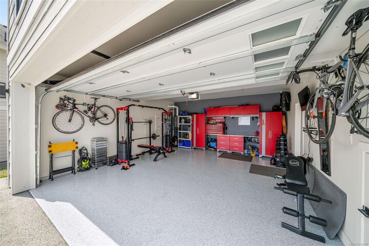 Property Photo: 2474 Azurite Cres BC V9B 0T9
