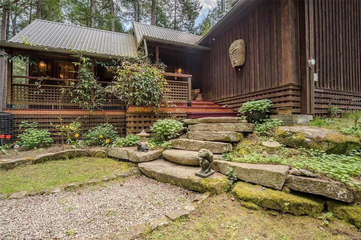 Property Photo: 231 Halibut Hill Rd BC V0R 1X6