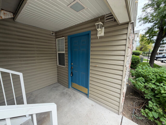 Property Photo: 3855 Canyon River Way 1 UT 84119