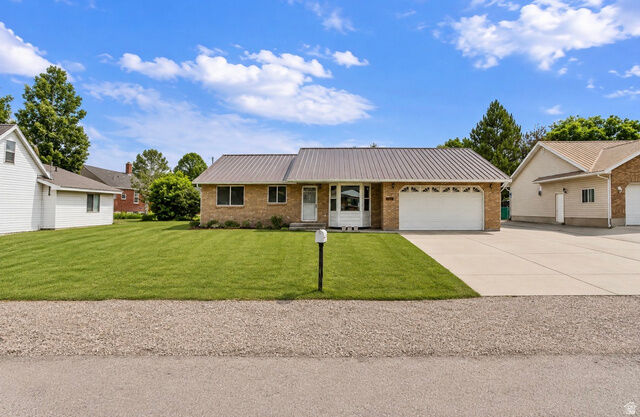 Property Photo:  160 N 300 W  UT 84032 