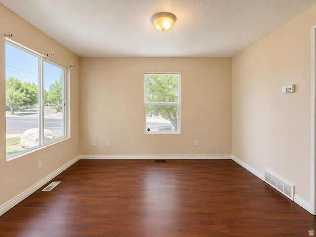 Property Photo: 6693 S Balfour Ln W UT 84123