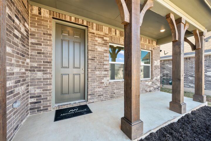 Property Photo:  12613 Raven Meadow Drive  TX 78610 