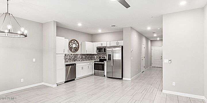 Property Photo: 2134 W Harmont Drive AZ 85021