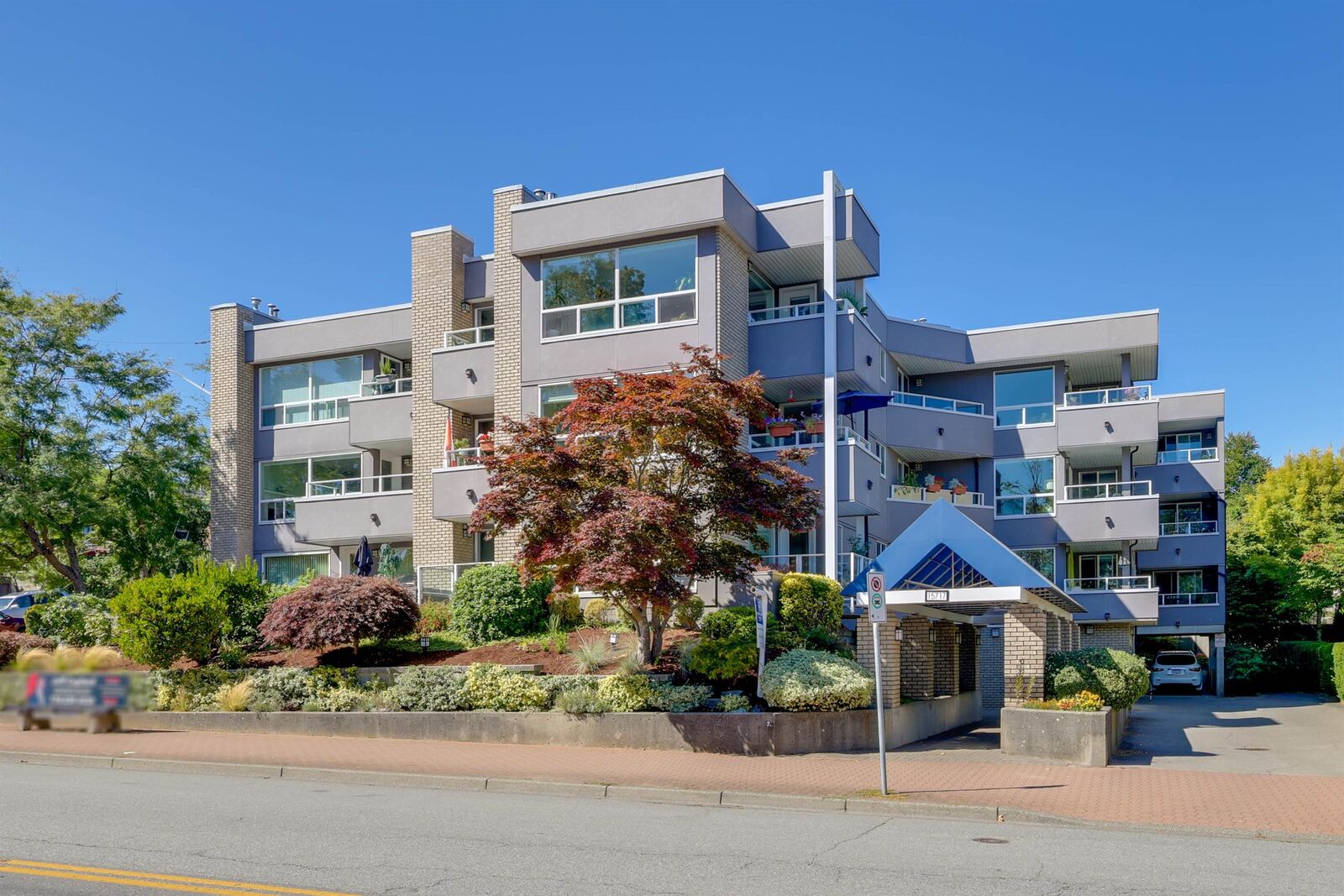 Property Photo:  15717 Marine Drive 105  BC V4B 1E4 
