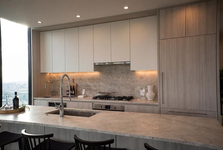 4168 Lougheed Highway 4108 — photo 1