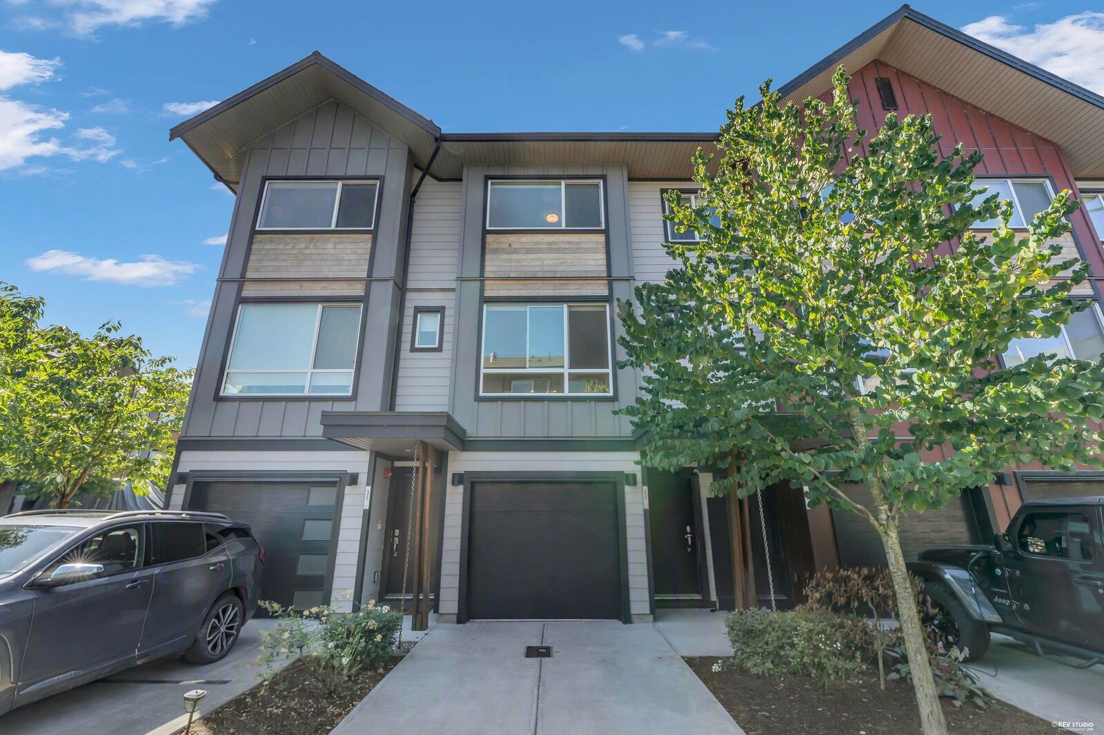 Property Photo: 4292 Wolf Way 34 BC V4M 0E1