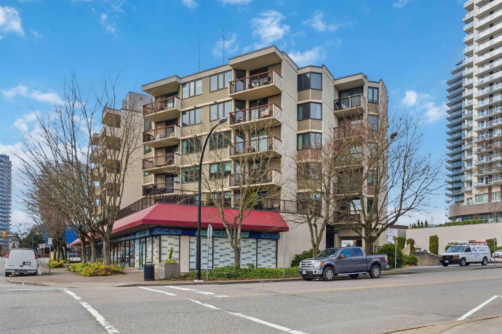 Property Photo: 1521 George Street 305 BC V4B 4A4