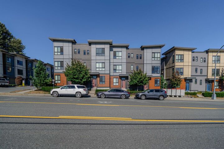 Property Photo: 1938 North Parallel Road 2 BC V3G 0H1