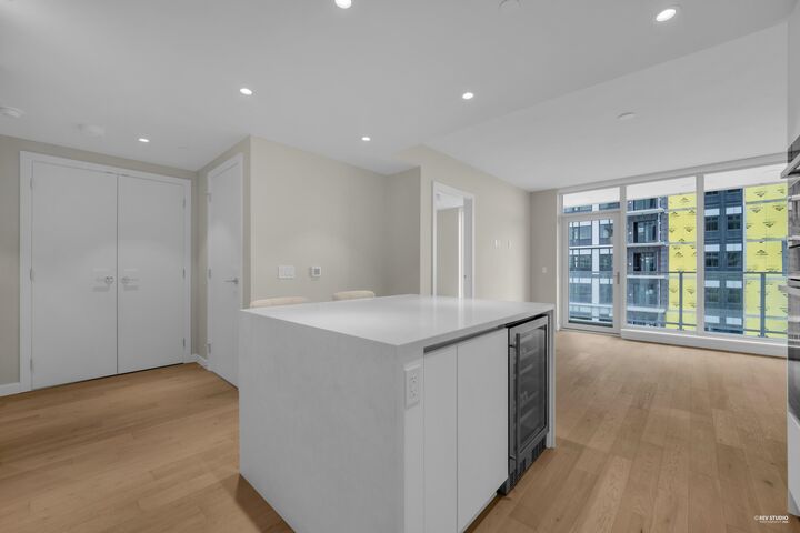 Property Photo:  485 W 42nd 11xx  BC V5Y 0R6 