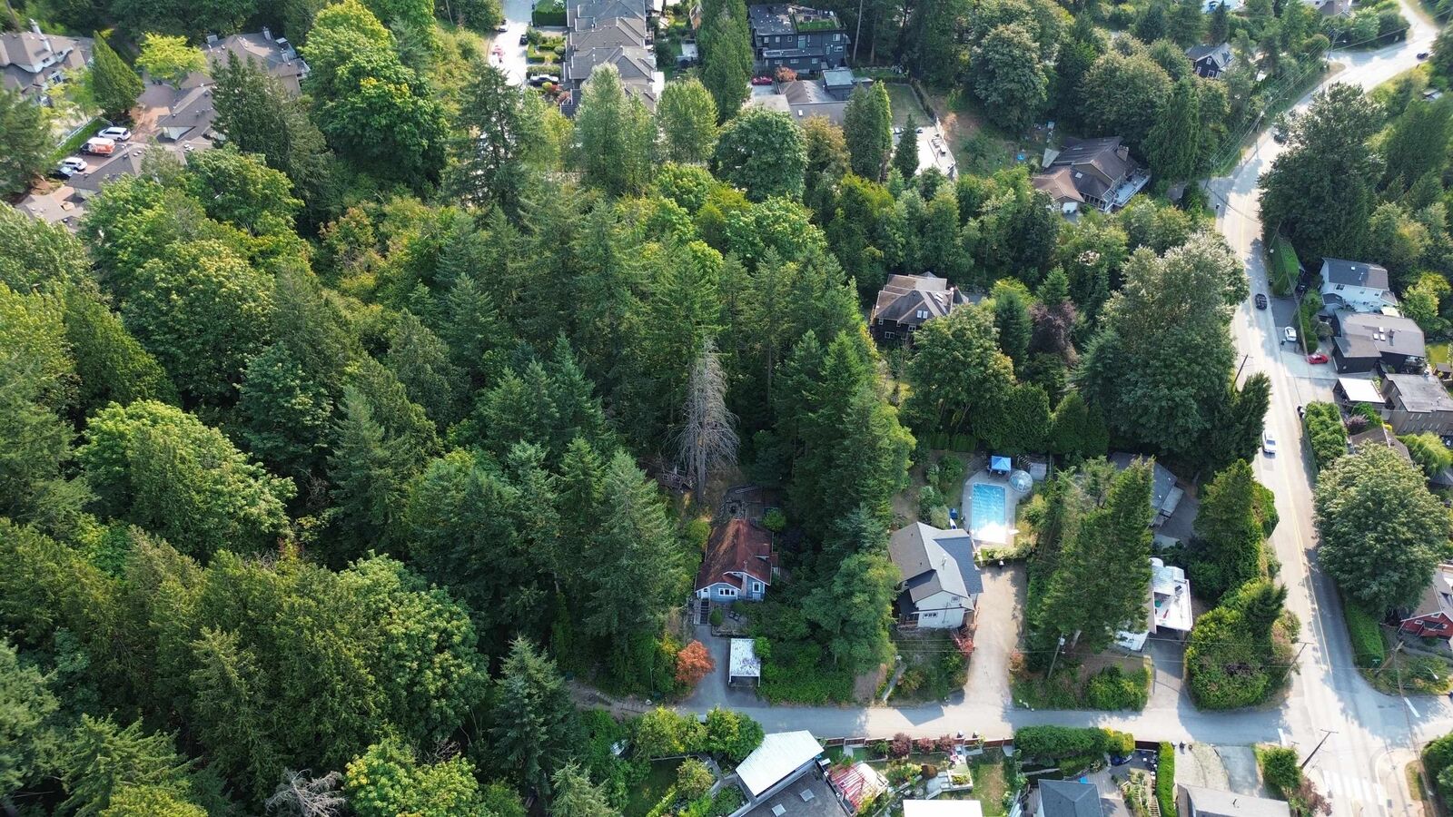 Property Photo: 421 Campbell Road 1/2 BC V3H 2W1