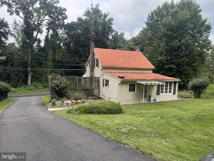 Property Photo: 454 Rockville Road PA 17362