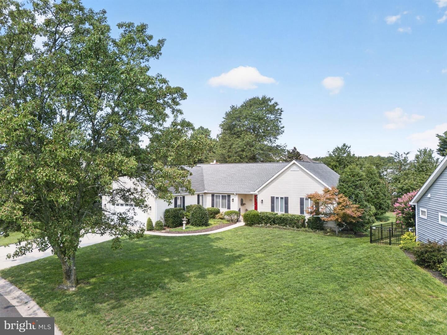 Property Photo:  212 Ocean View Boulevard  DE 19958 